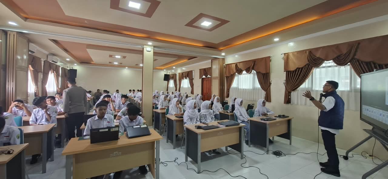 SMK NU 1 Slawi Jadi Tempat Pelatihan dan Pemahaman AI Polres Tegal